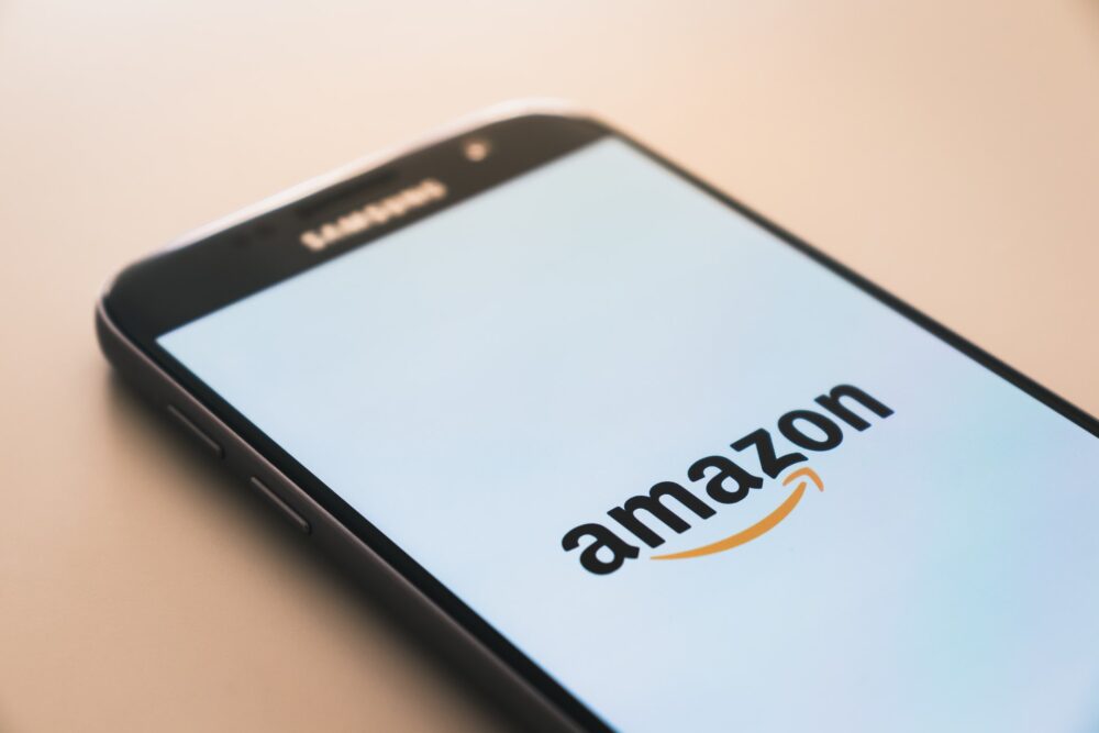 クレカ不要で最大2.5%ポイント還元!AMAZONチャージがお得で便利